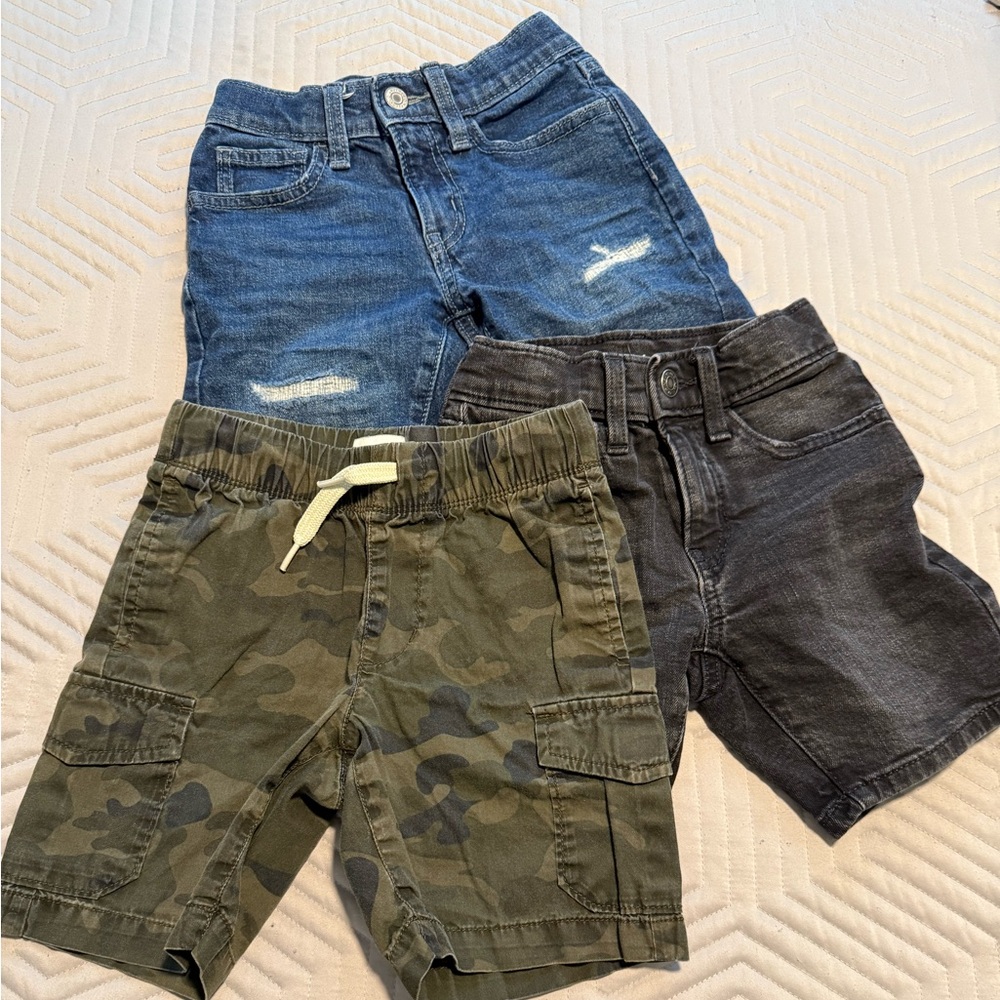Old Navy Boys Shorts (3) Size 6 Slim and XS